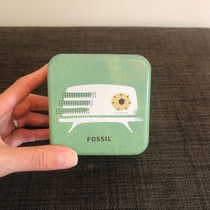 Fossil brand metal tin box 📦